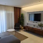 Apartament 211 Moderno Com Vista A Piscina No Centro Da Albufeira