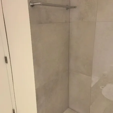 211 Moderno Com Vista A Piscina No Centro Da アパート