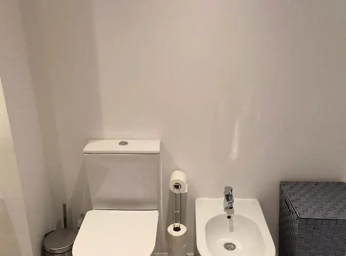 아파트 211 Moderno Com Vista A Piscina No Centro Da *