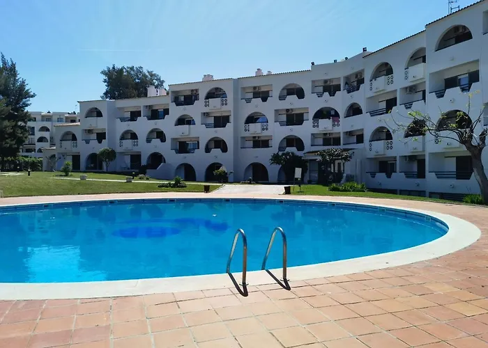 211 Moderno Com Vista A Piscina No Centro Da