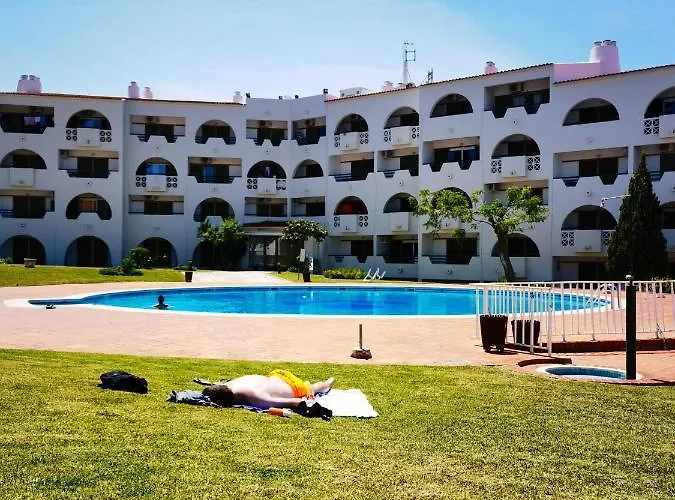 아파트 211 Moderno Com Vista A Piscina No Centro Da