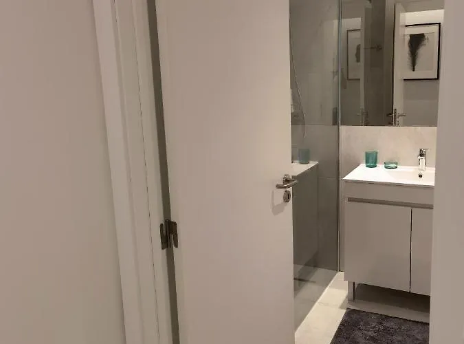 211 Moderno Com Vista A Piscina No Centro Da 아파트 *