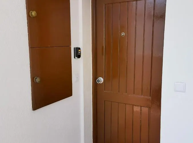 211 Moderno Com Vista A Piscina No Centro Da