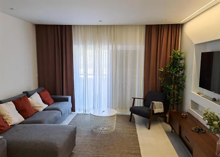 211 Moderno Com Vista A Piscina No Centro Da