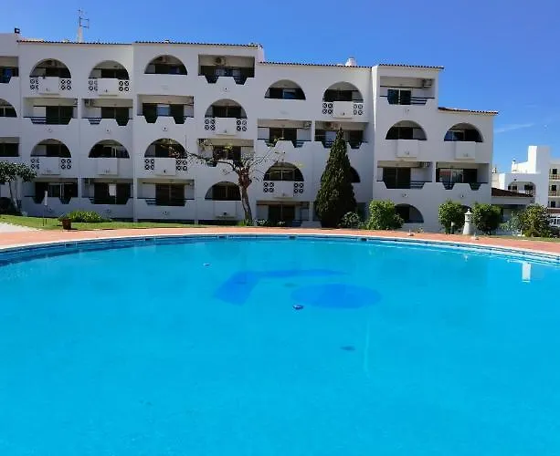 211 Moderno Com Vista A Piscina No Centro Da 알부페이라