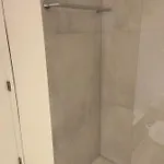211 Moderno Com Vista A Piscina No Centro Da 아파트
