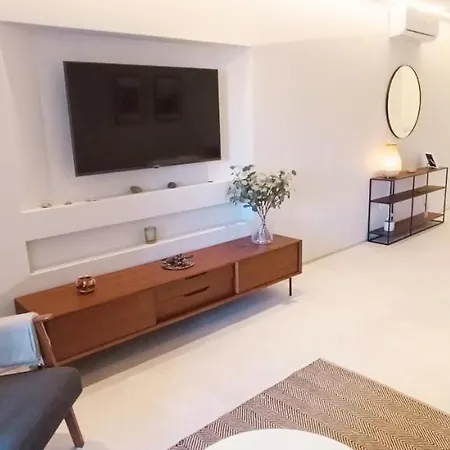Apartmán 211 Moderno Com Vista A Piscina No Centro Da *