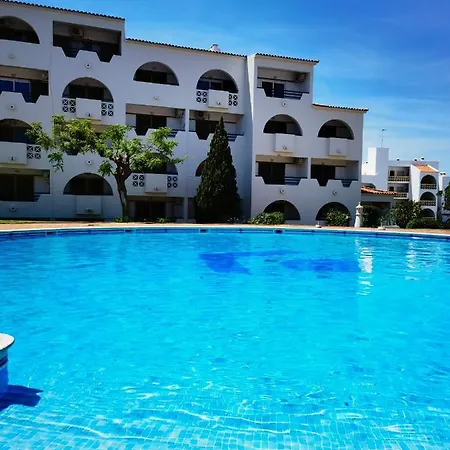 211 Moderno Com Vista A Piscina No Centro Da Apartment