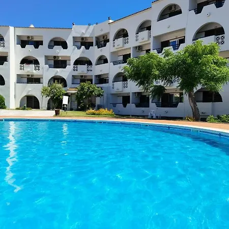 Apartment 211 Moderno Com Vista A Piscina No Centro Da
