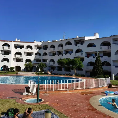 Apartment 211 Moderno Com Vista A Piscina No Centro Da