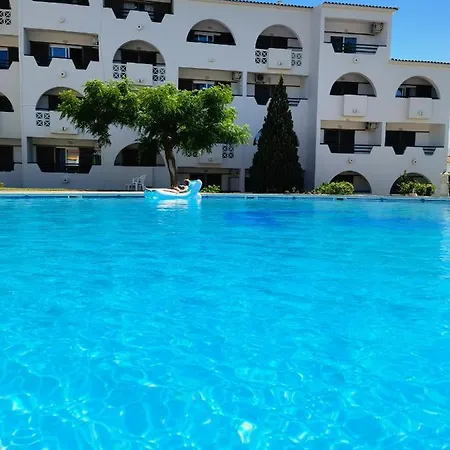 Apartamento 211 Moderno Com Vista A Piscina No Centro Da Albufeira
