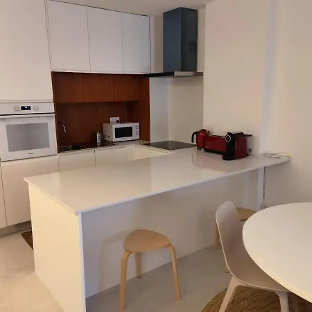 211 Moderno Com Vista A Piscina No Centro Da *